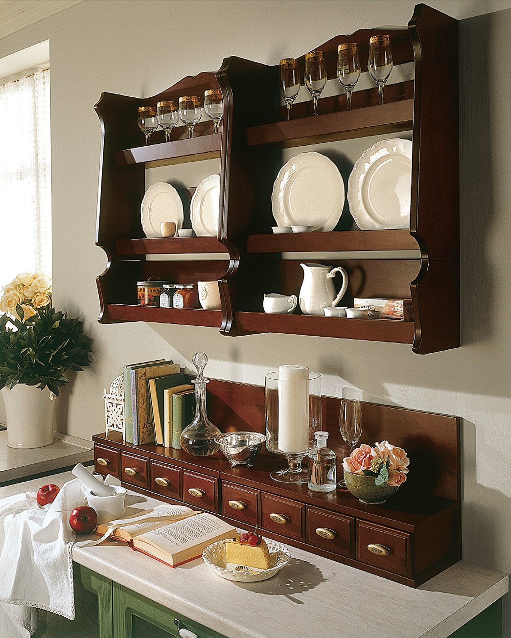 Wooden Plate Holder